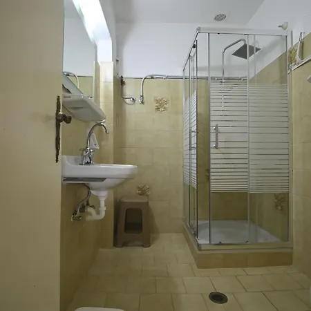 Mike 105 Apartamento