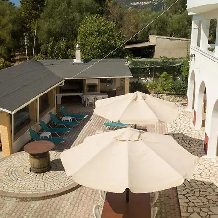 Mike 105 里亚帕德斯