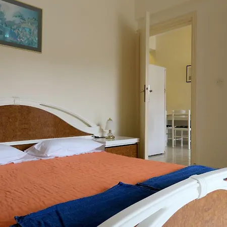 Mike 105 Appartamento Liapades